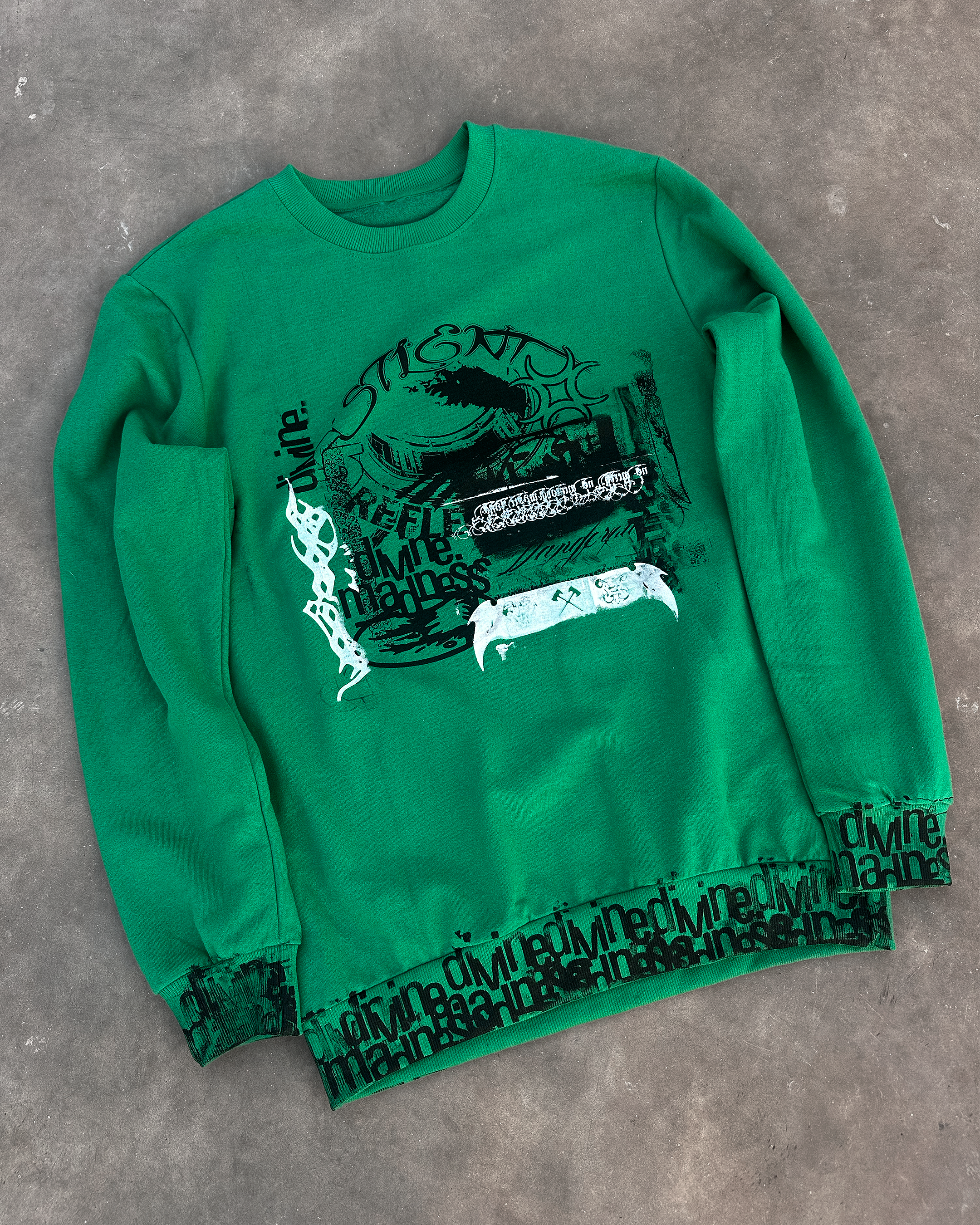 [NEW] 'DIVINE' Green Sweatshirt