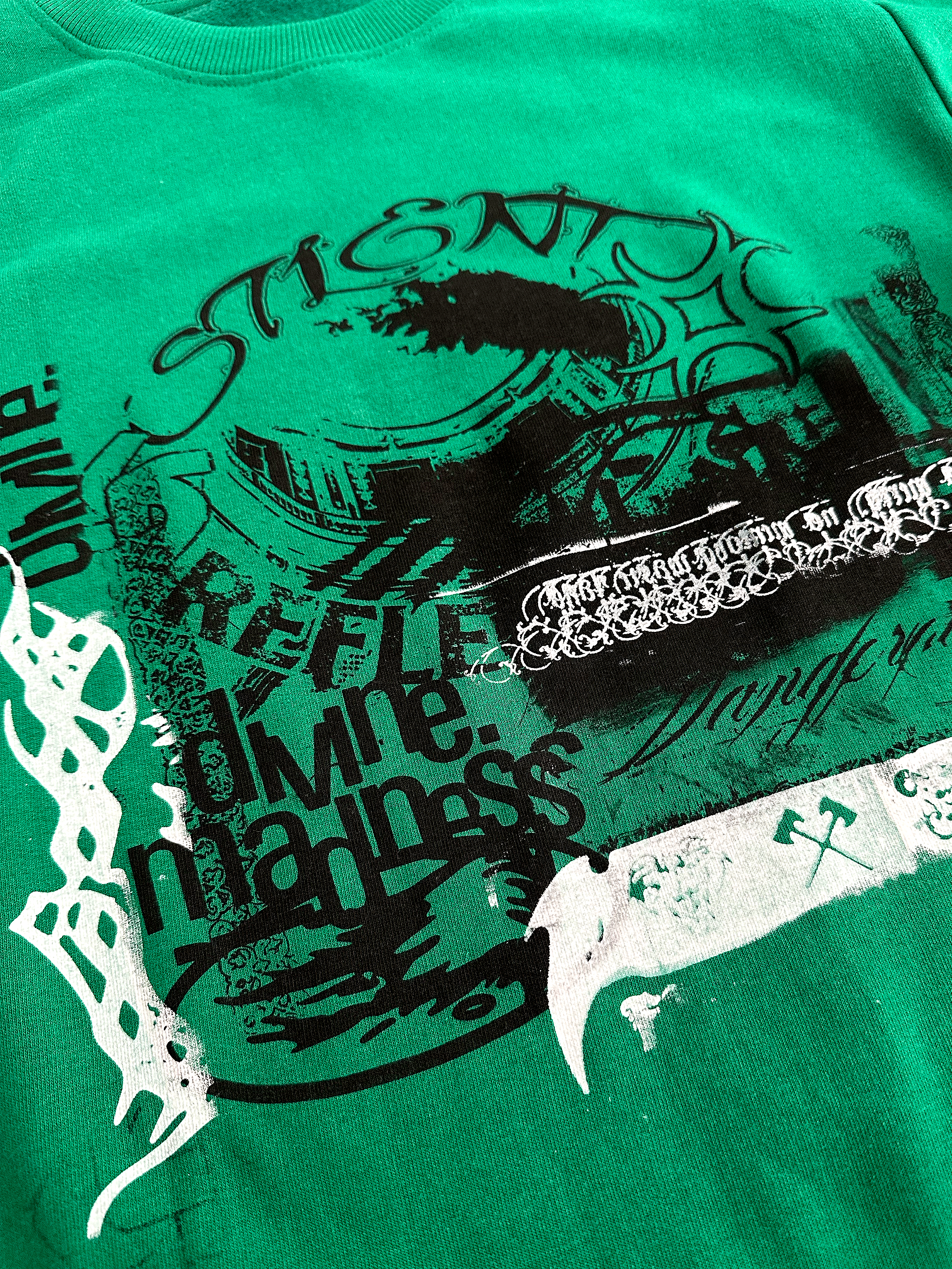 [NEW] 'DIVINE' Green Sweatshirt